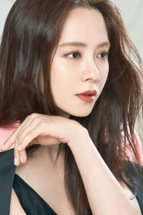 Song Ji Hyo