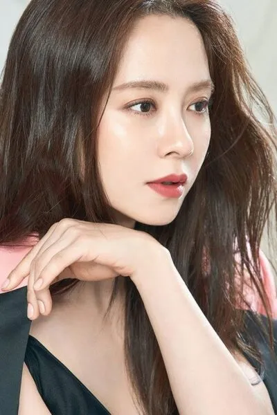 Song Ji Hyo